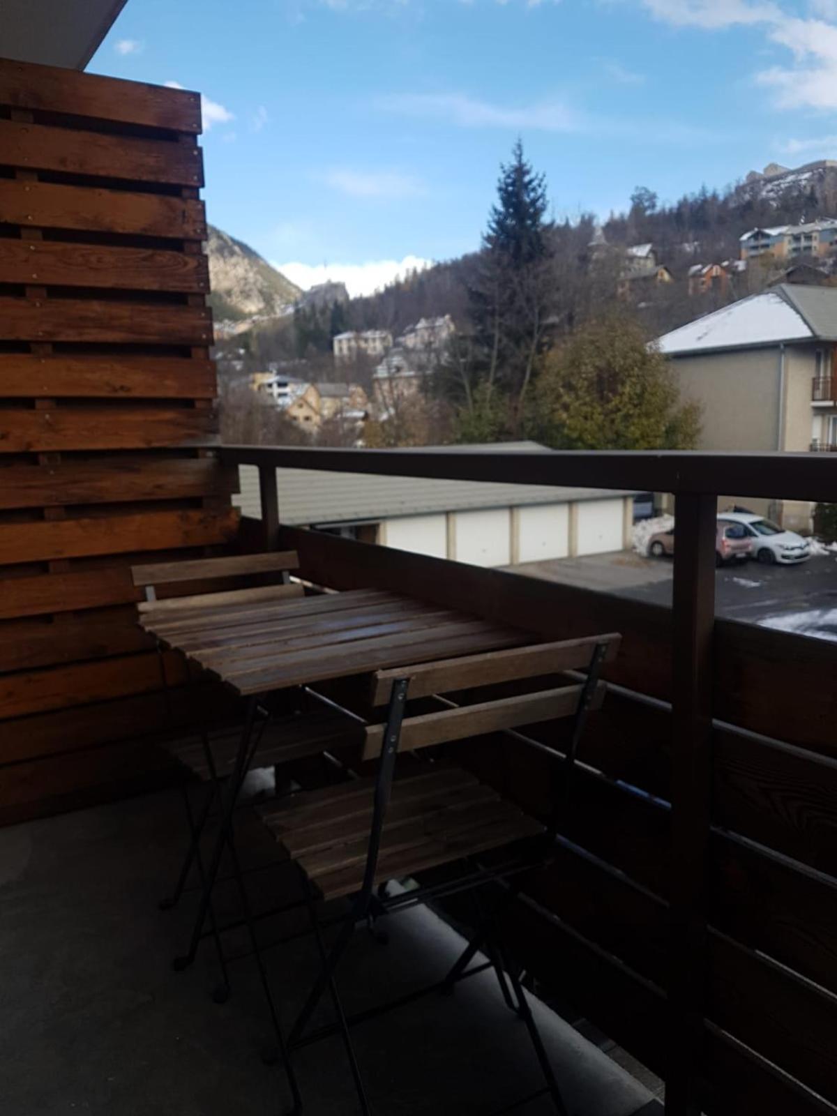 Briancon : Appartement 4-6 Personnes Moderne, Tout Confort. Exterior foto